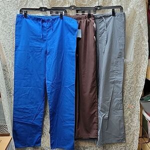 scrubs pants bundle of 3: Liana, Cherokee, & Crest, size Small